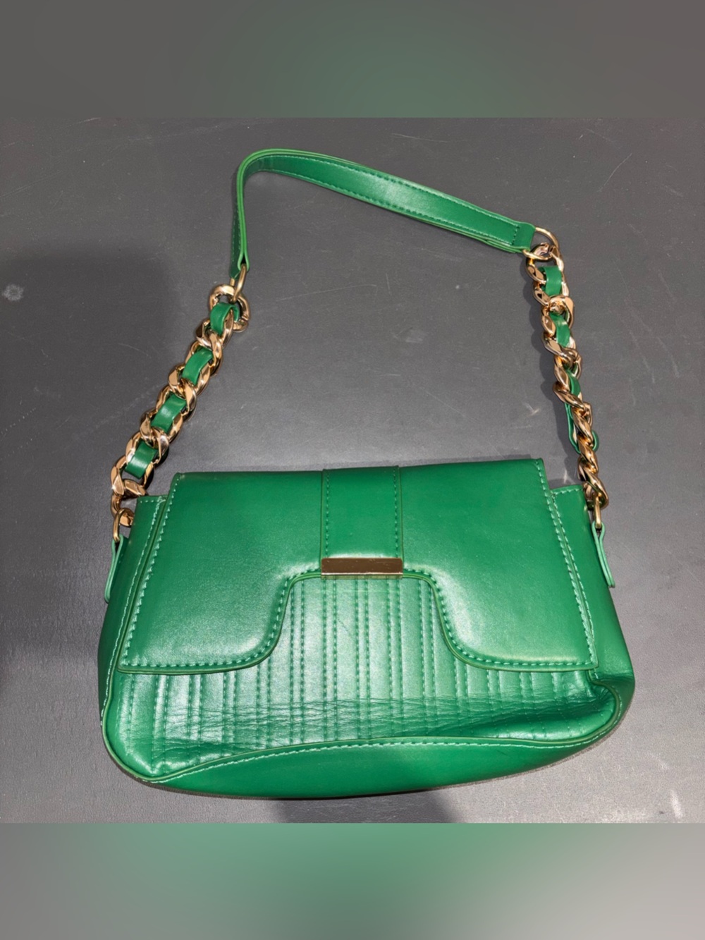 Green Quilted Chain Strap Women’s Shoulder Bag